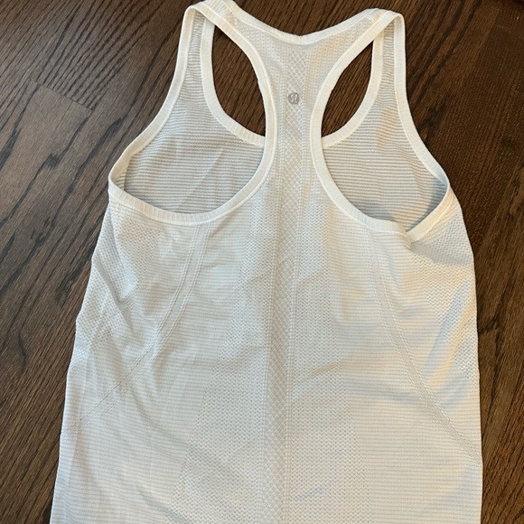 Lululemon White Swiftly Tech Tank Top - Picture 3 of 3